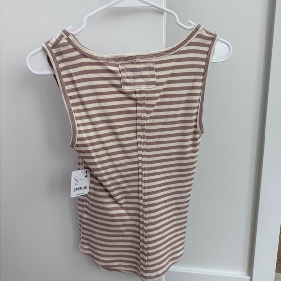 We The Free Hummingbird Tank - Picture 3 of 4